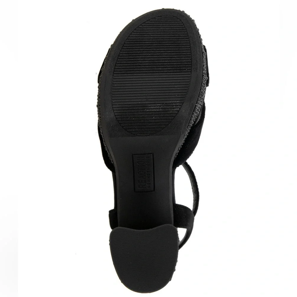 Kenneth Cole Reaction brand new